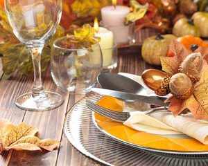Beautiful Thanksgiving table setting